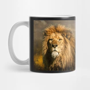 Lion on the alert Mug